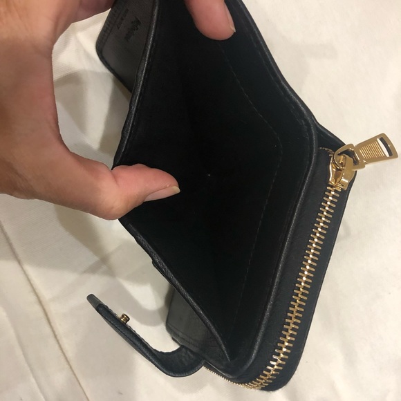 Yves Saint Laurent Black Wallet with Gold Accent - Picture 4 of 10